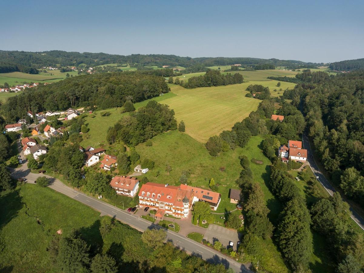 Landhotel Kuehler Grund Grasellenbach Exterior photo